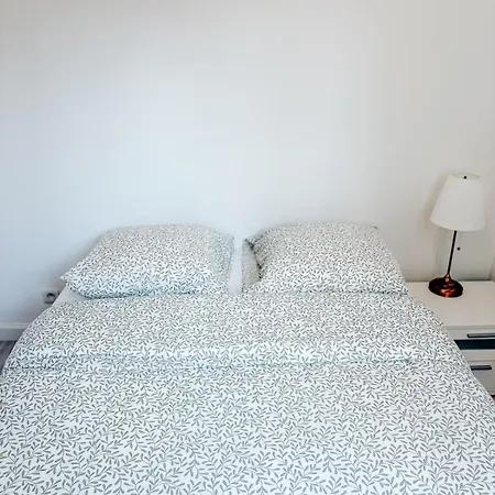 Apartamento Elegant With Balcony, *